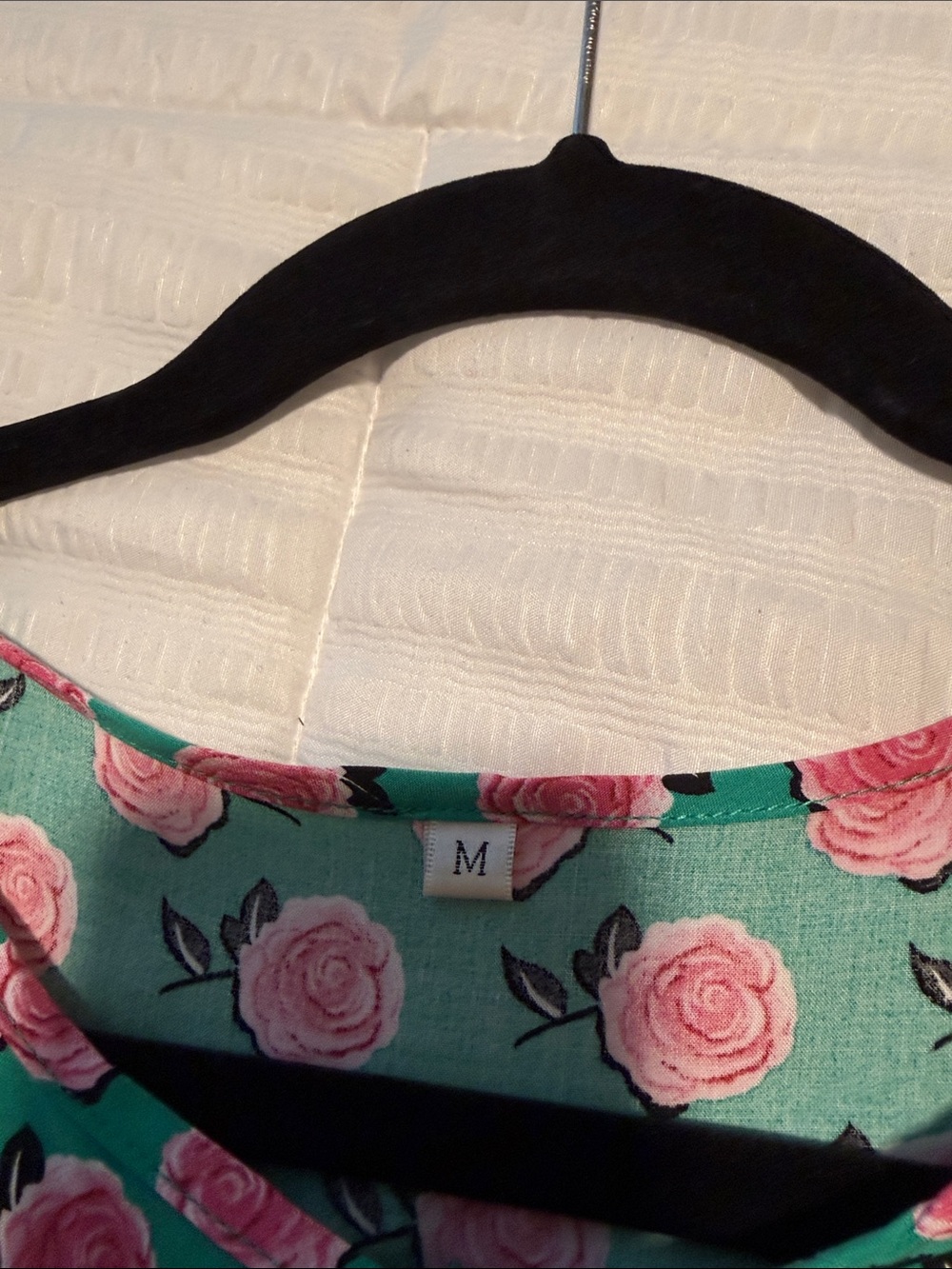 Amazon Green Maxi Dress with Pink Rose Print and Tie Neck - Picture 3 of 3
